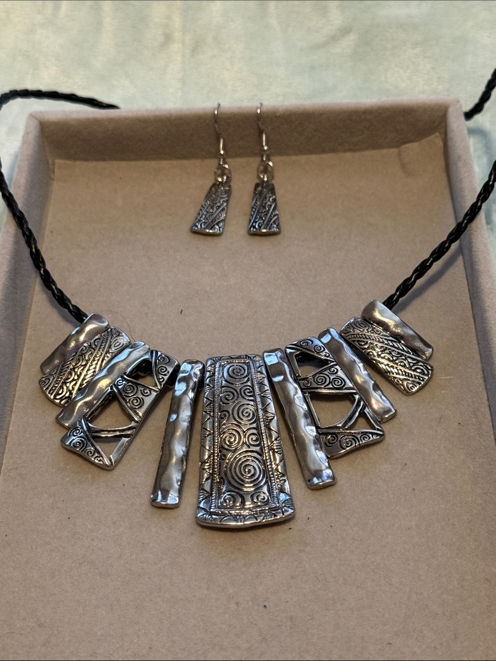Artisan Textured Silver-Tone Statement Necklace with Matching Earrings
